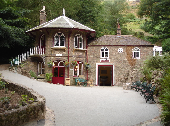 St. Anne was well known in the Middle Ages as a patroness of wells & springs. Cottagers probably lived here as early as the 13th century, near the site of an even older monk's hermitage. The purity of the water attracted 18th century visitors and the pump room and baths were built between 1815-1819. By the 1850's, the heyday of Malvern's spa, this became the most popular of the hill-springs for th