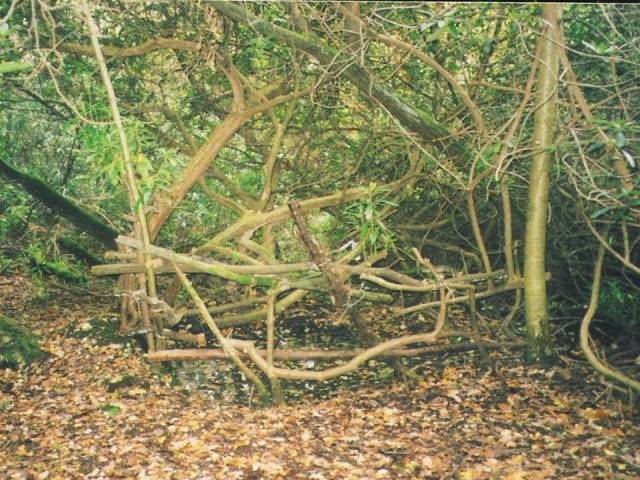 Possibly also known as the Hermit's Well and John's Hole.