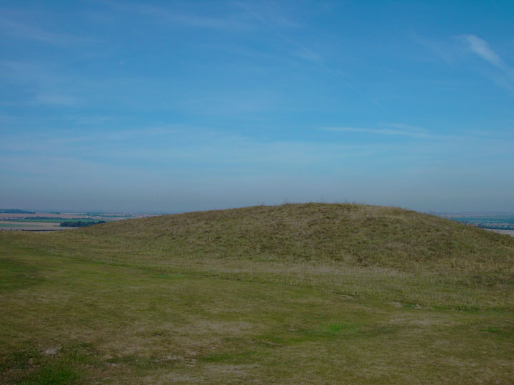 Click for the gallery page to add comments and vote (PID:3250) Therfield Heath Long Barrow