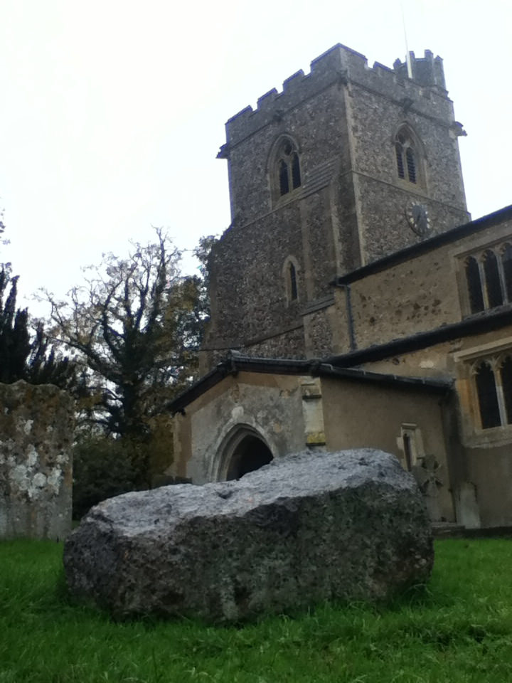 Click for the gallery page to add comments and vote (PID:140251) Great Gaddesden church puddingstones