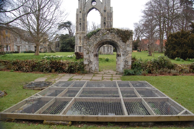 Click for the gallery page to add comments and vote (PID:28708) Little Walsingham Holy Well