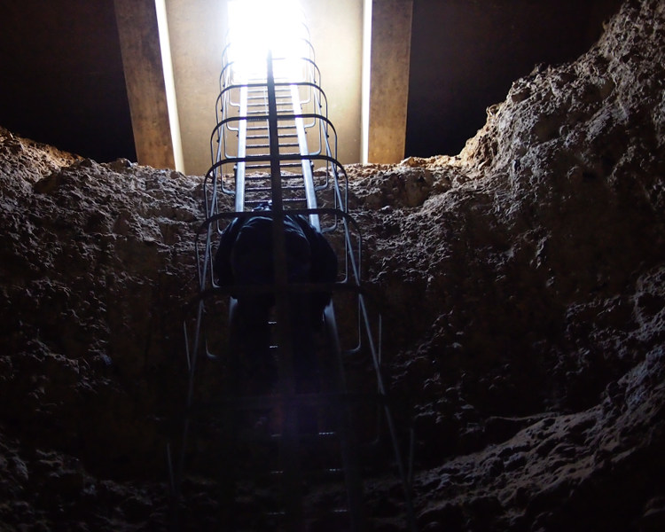 Click for the gallery page to add comments and vote (PID:164164) Grime's Graves Flint Mines