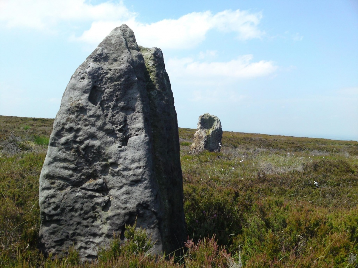 Click for the gallery page to add comments and vote (PID:251288) Thimbleby Nine Stones