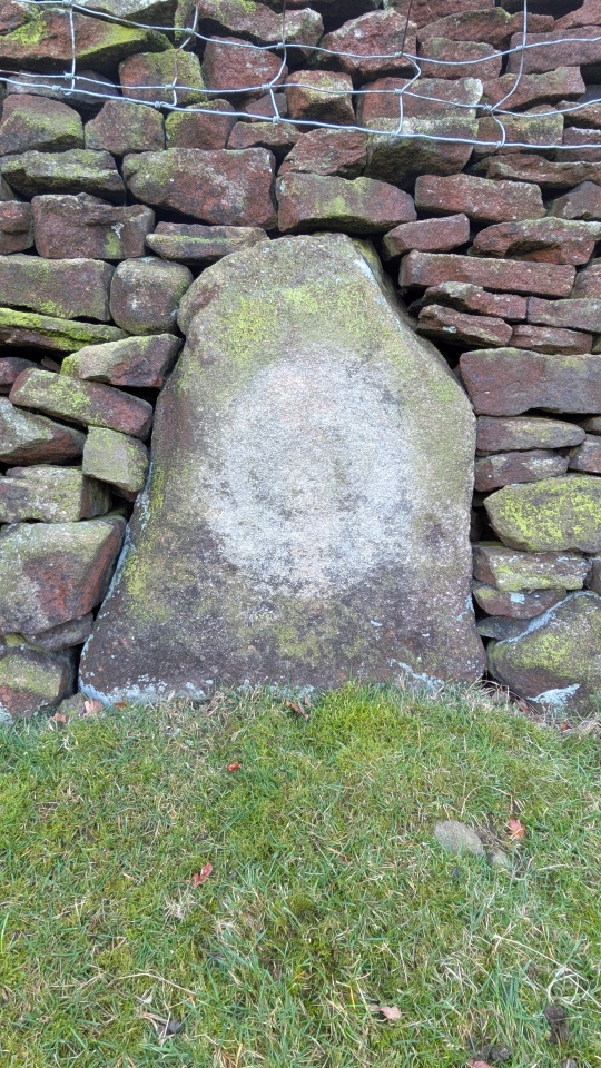Click for the gallery page to add comments and vote (PID:300650) High Laithe Stone (17)