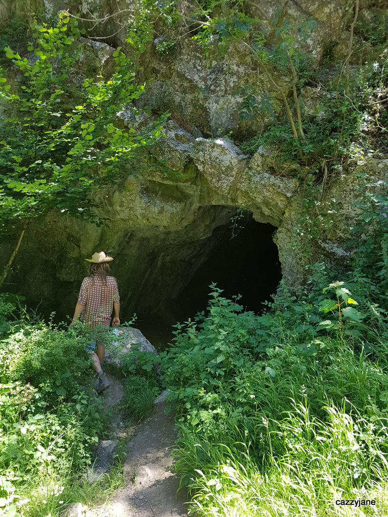 Click for full size image of Aveline's Hole (PID:187885) Aveline's Hole