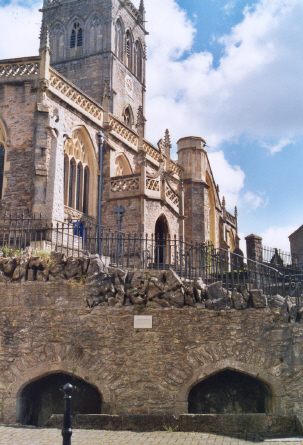 Click for the gallery page to add comments and vote (PID:24707) Axbridge Church Wells