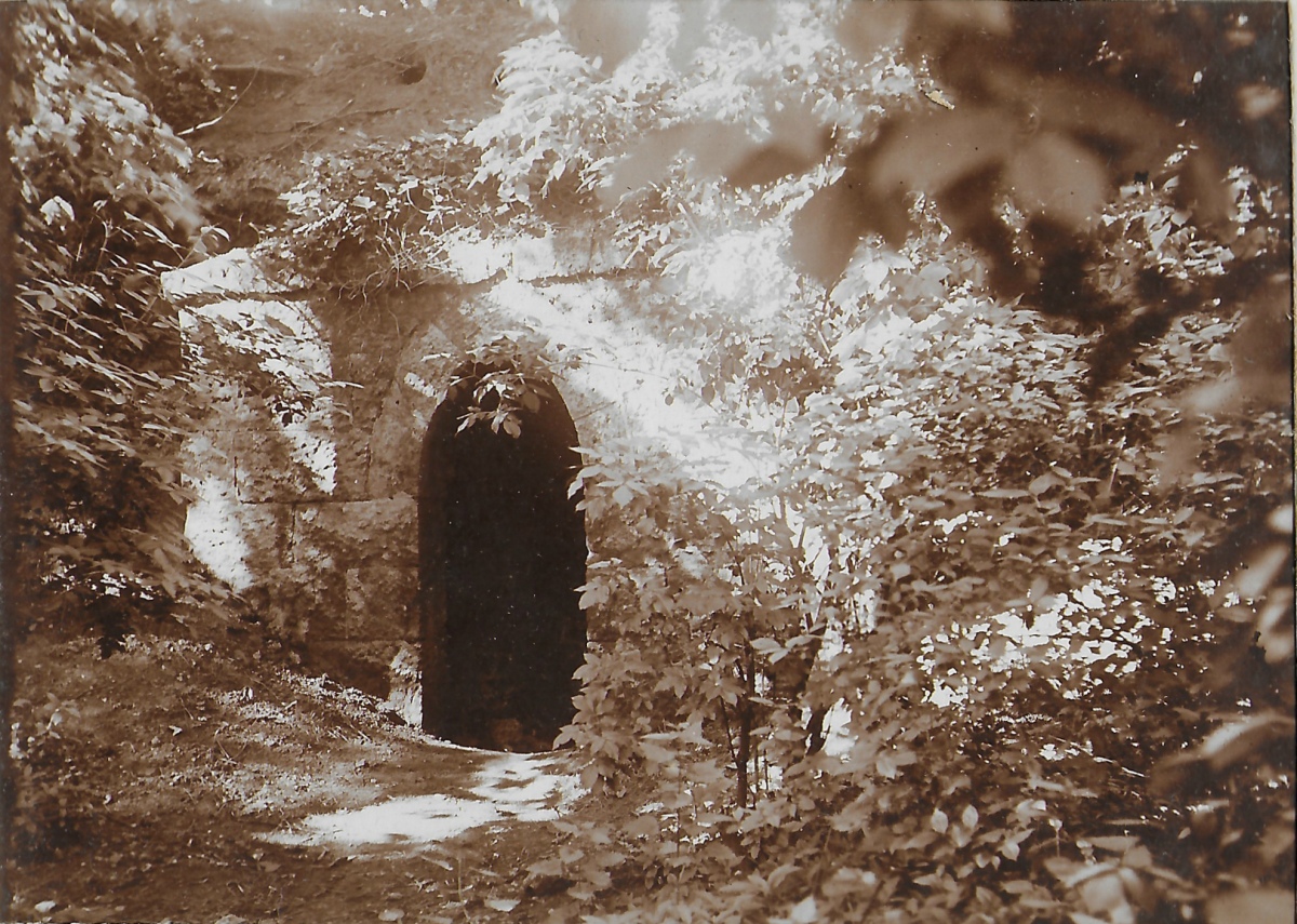 Click for full size image of Little John's Well (Hampole) (PID:219929) Little John's Well (Hampole)