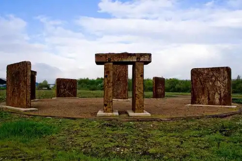 Steel Henge (Sheffield) Gallery | Megalithic Portal