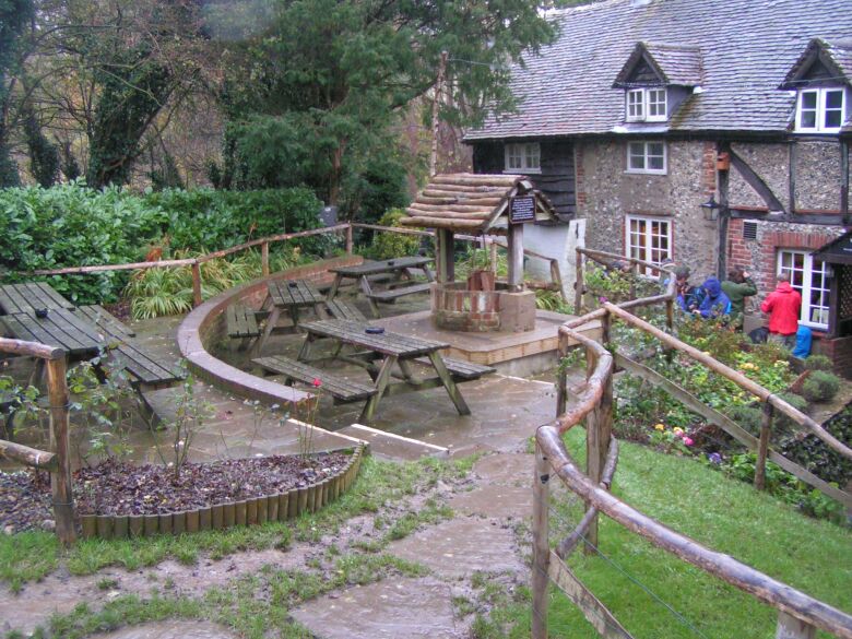 Click for full size image of St. Margaret's Well (Mugswell) (PID:10788) St. Margaret's Well (Mugswell)