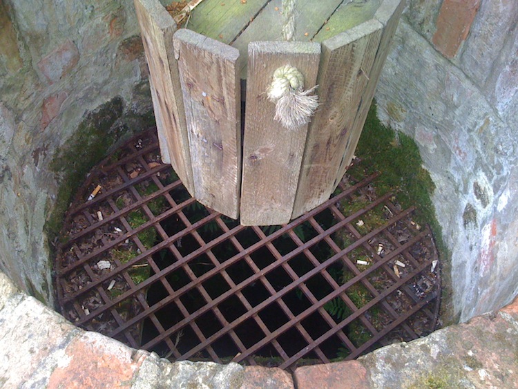 St. Margaret's Well (Mugswell)