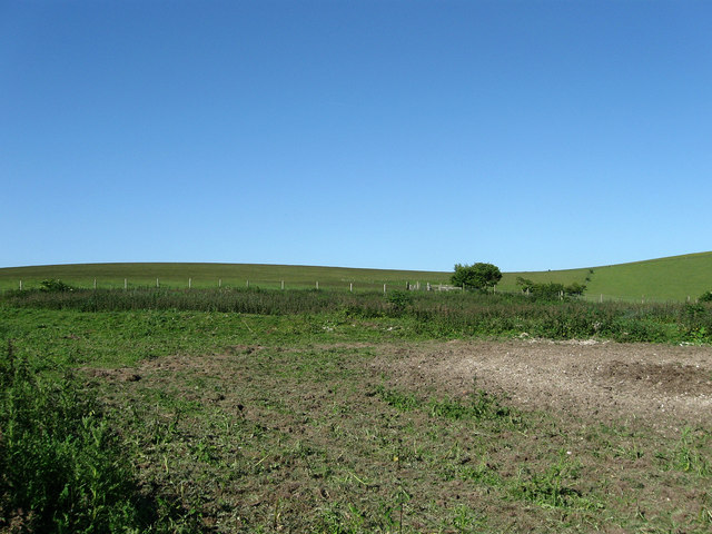 Click for the gallery page to add comments and vote (PID:81233) Harrow Hill enclosure