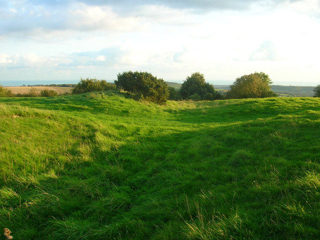 Click for the gallery page to add comments and vote (PID:74720) Chanctonbury Hill Cross Dyke