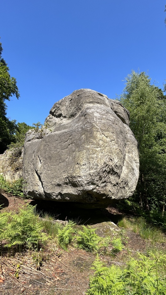 Big on Little, West Sussex | Megalithic Portal