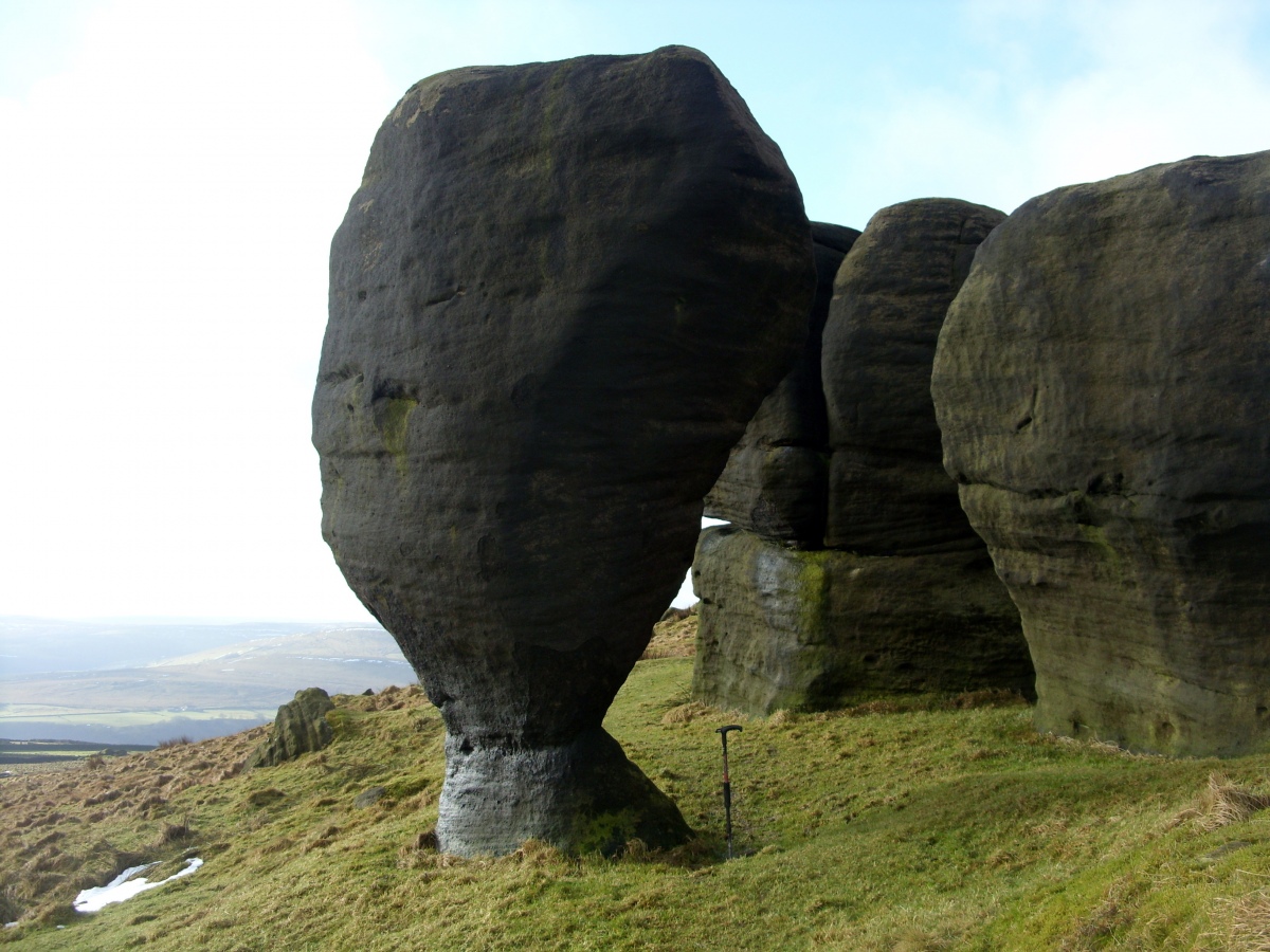 Click for the gallery page to add comments and vote (PID:227722) The Bridestones (Todmorden)