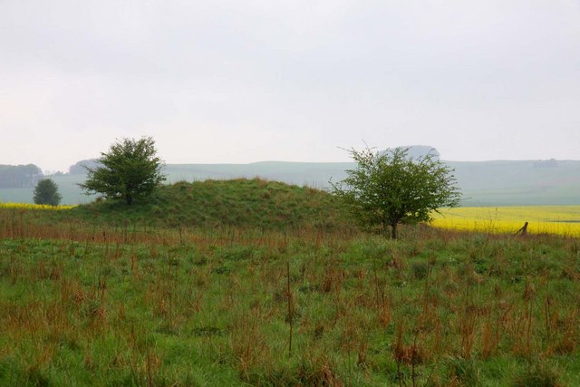 Click for the gallery page to add comments and vote (PID:78218) Three Barrows (North Down)