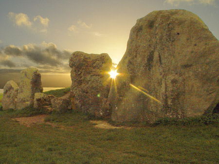 Click for the gallery page to add comments and vote (PID:25863) West Kennett Long Barrow