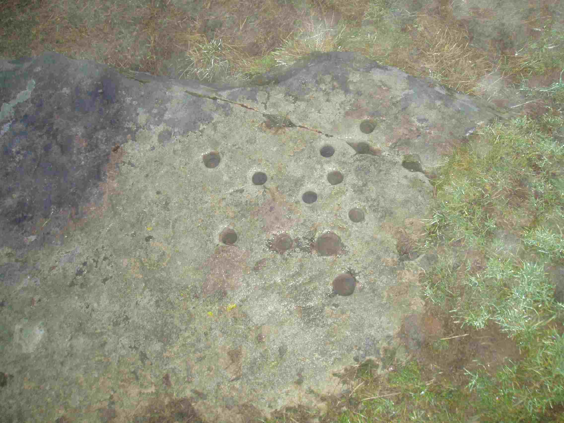 Click for the gallery page to add comments and vote (PID:71965) Totterdown Wood dew pond holed stone