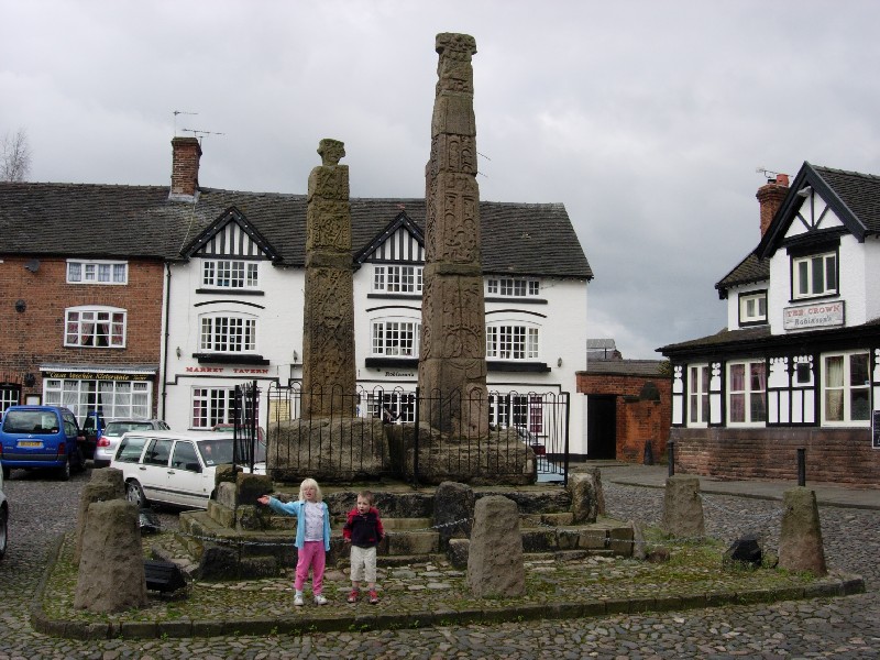 The two huge crosses at Sandbach (pronounced sand-batch; most are probably familiar with the Sandbach Services on the M6) ; I've travelled many miles taking in other crosses en route, but these two are as near as on my doorstep, and I'd never visited! The astonishment I felt at their size was in proportion to said size.
I wasn't particularly happy with the photos I took on this visit, but having 