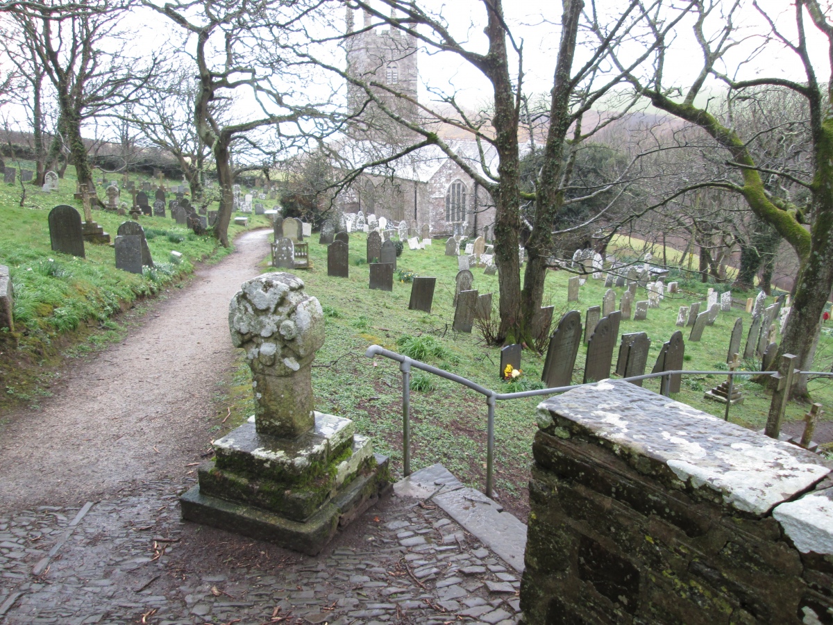 Click for the gallery page to add comments and vote (PID:257799) Morwenstow Churchyard Cross