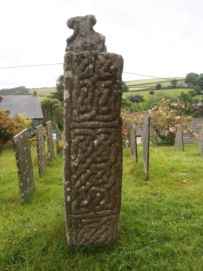 St Neot Crosses Ancient Cross : The Megalithic Portal and Megalith Map: