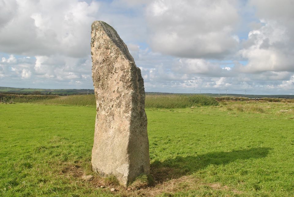 Click for the gallery page to add comments and vote (PID:212683) Moorgate menhir
