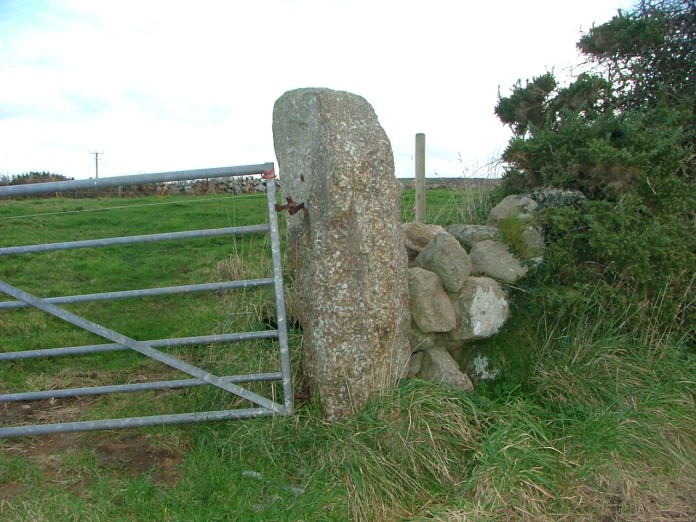 Click for the gallery page to add comments and vote (PID:10620) Boswednack Menhir