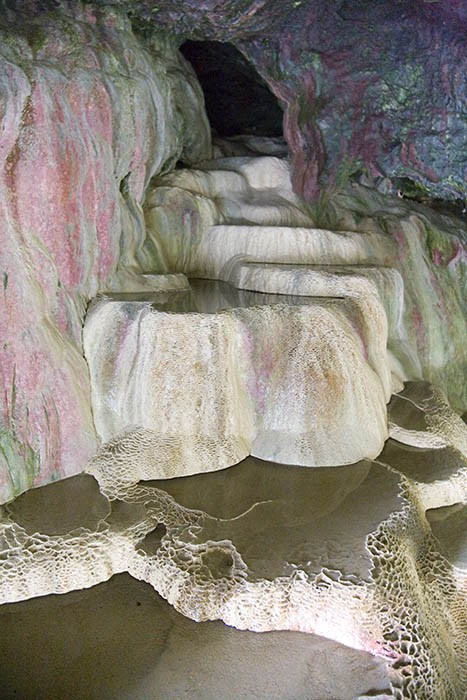 Click for the gallery page to add comments and vote (PID:24869) Holywell Bay
