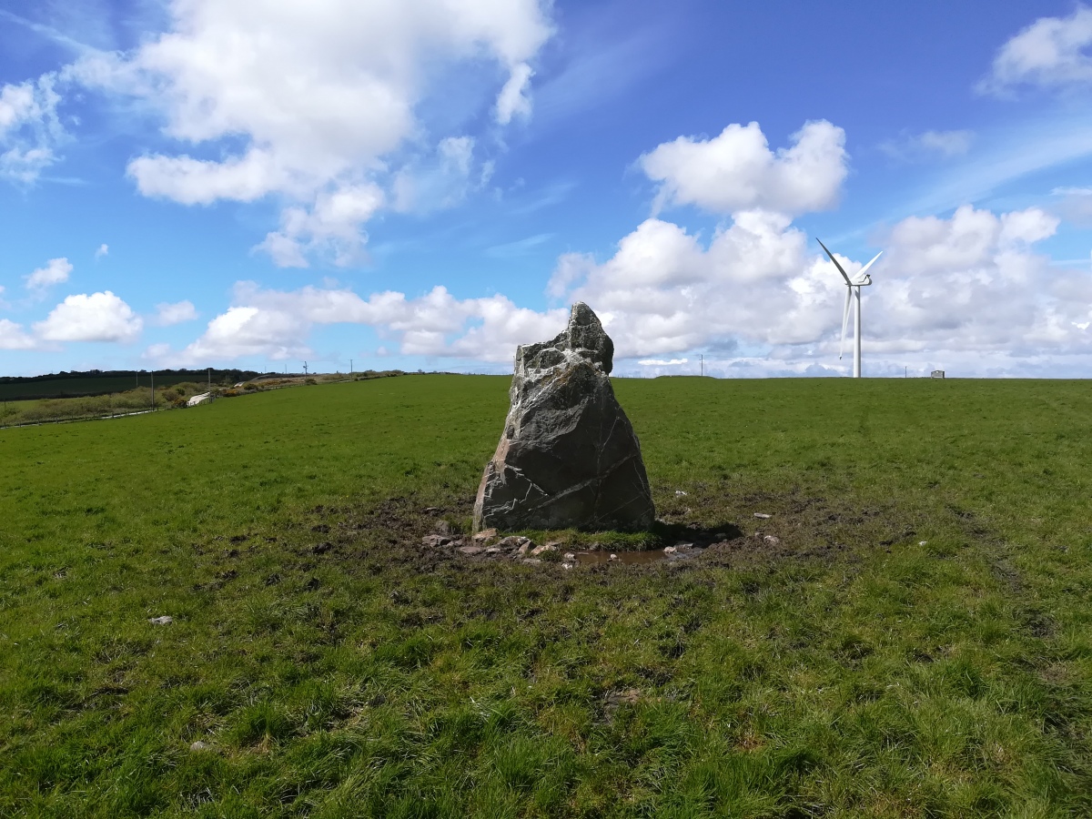 Click for full size image of St Breock Downs Menhir (PID:273500) St Breock Downs Menhir