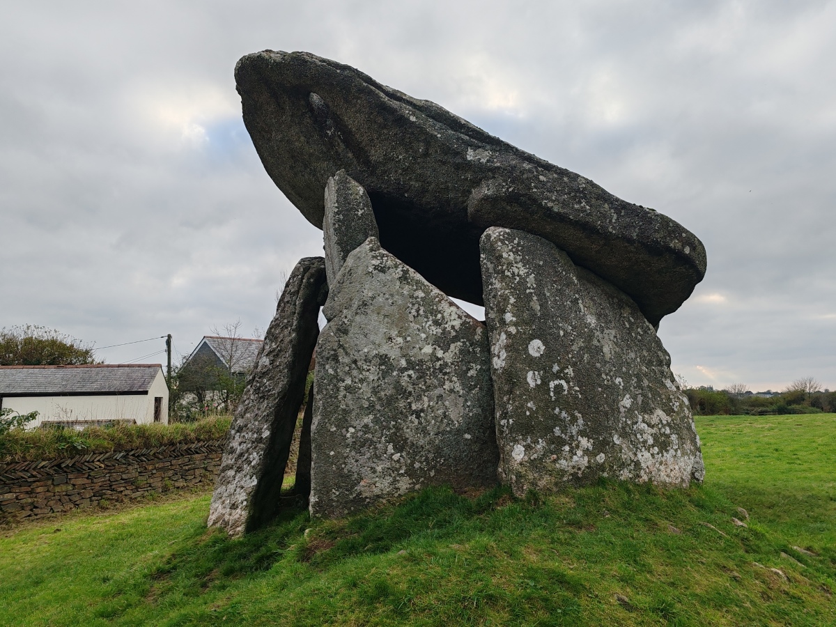 Click for full size image of Trethevy Quoit (PID:280880) Trethevy Quoit