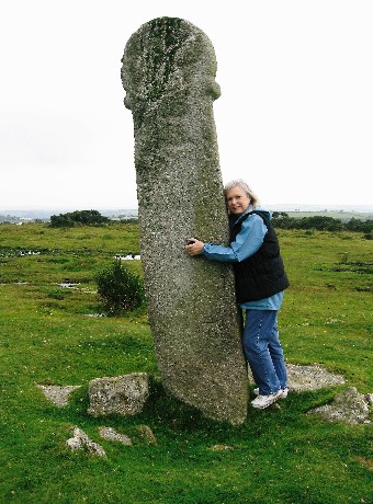 Click for the gallery page to add comments and vote (PID:42781) The Long Stone (Minions)