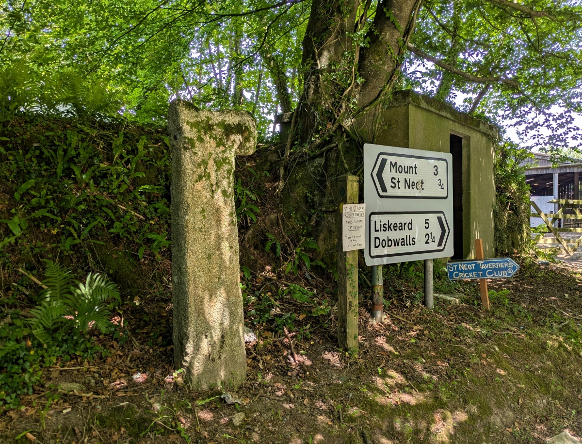 Wenmouth Cross
