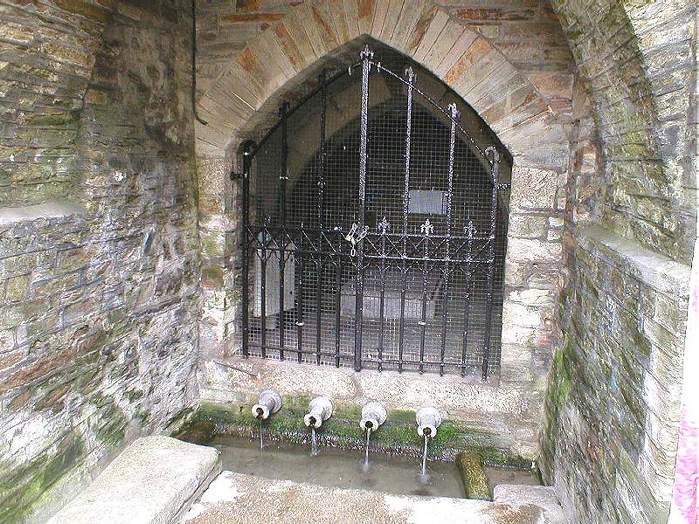 Click for the gallery page to add comments and vote (PID:10766) Pipe Well