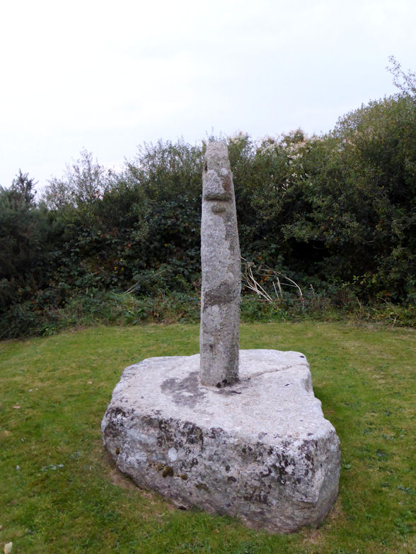 Click for the gallery page to add comments and vote (PID:126782) Three Hole Cross