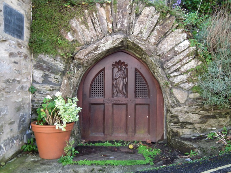 St Mawes well, this was locked which was a shame so the inside remains a mystery, the outside was well looked after.