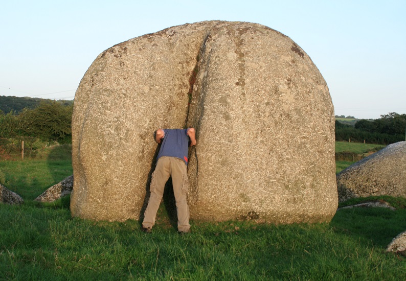 Click for the gallery page to add comments and vote (PID:112733) Luxulyan stones