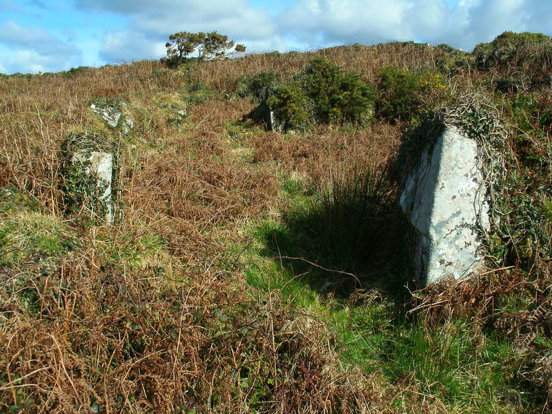 Entrance stones to a building in Porthmeor round [SW434371].