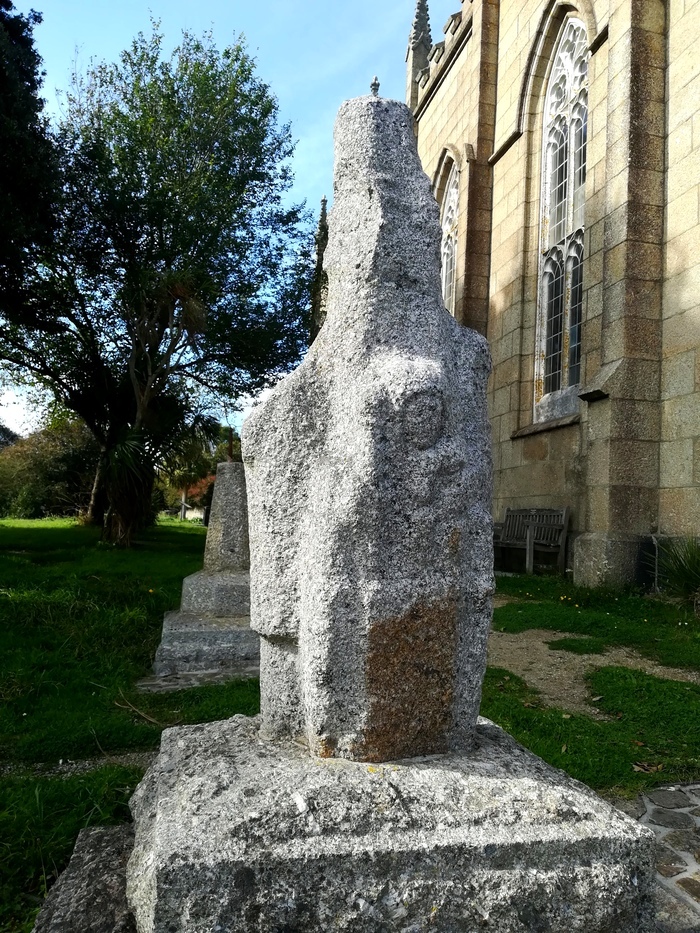 Click for full size image of St Mary's Cross (PID:270641) St Mary's Cross