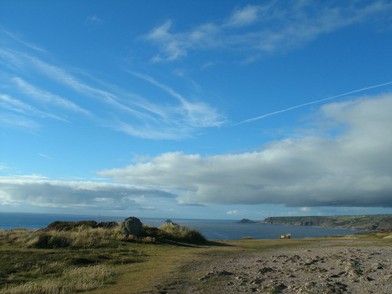 Mayon Cliff cairn
