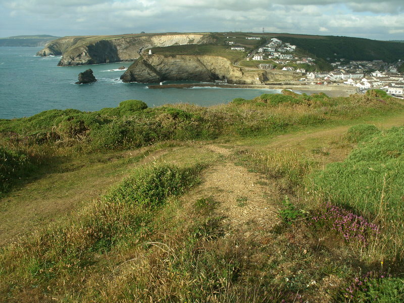 Click for the gallery page to add comments and vote (PID:134861) Tregea Hill