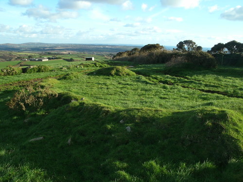 Gear Hut Circle and Round