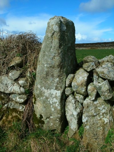 Click for the gallery page to add comments and vote (PID:106000) Kerrow Bosullow Standing stone