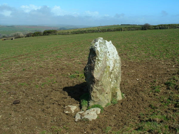 Click for the gallery page to add comments and vote (PID:105851) Polruan Standing Stones