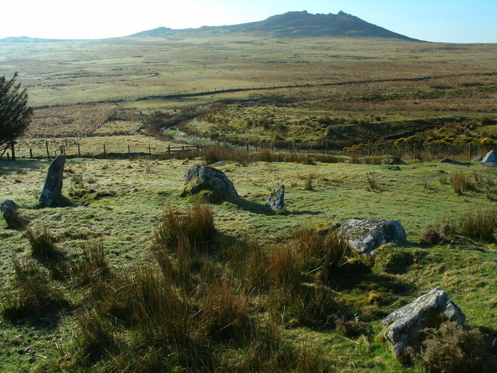Click for the gallery page to add comments and vote (PID:134951) Poldue Downs Hut Circle