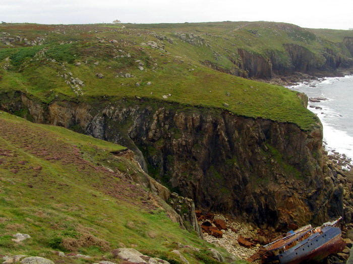 Maen Castle