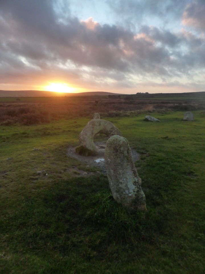 Click for the gallery page to add comments and vote (PID:252646) Men-An-Tol