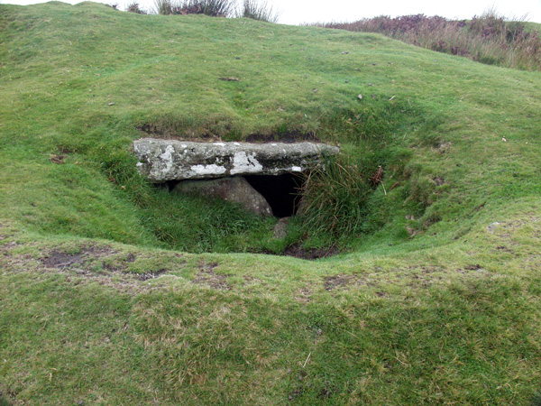 Click for the gallery page to add comments and vote (PID:9502) Rillaton Barrow