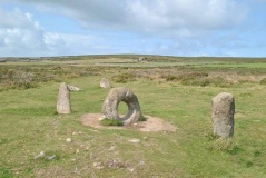 Men-An-Tol