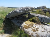 Propped stones on Garrow Tor - PID:215395