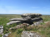 Propped stones on Garrow Tor - PID:215393