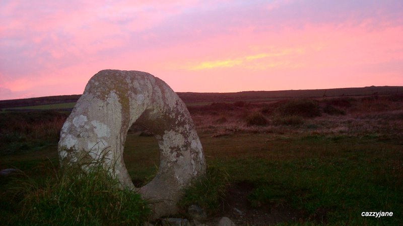 Men-An-Tol